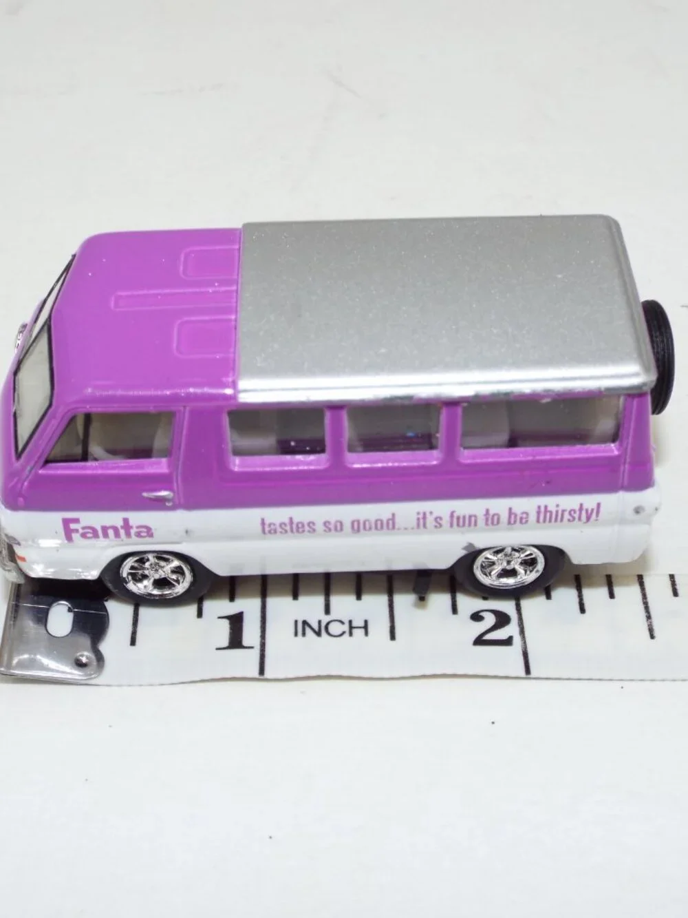 M2 Machines Die Cast 1964 Dodge A100 Camper Van #514